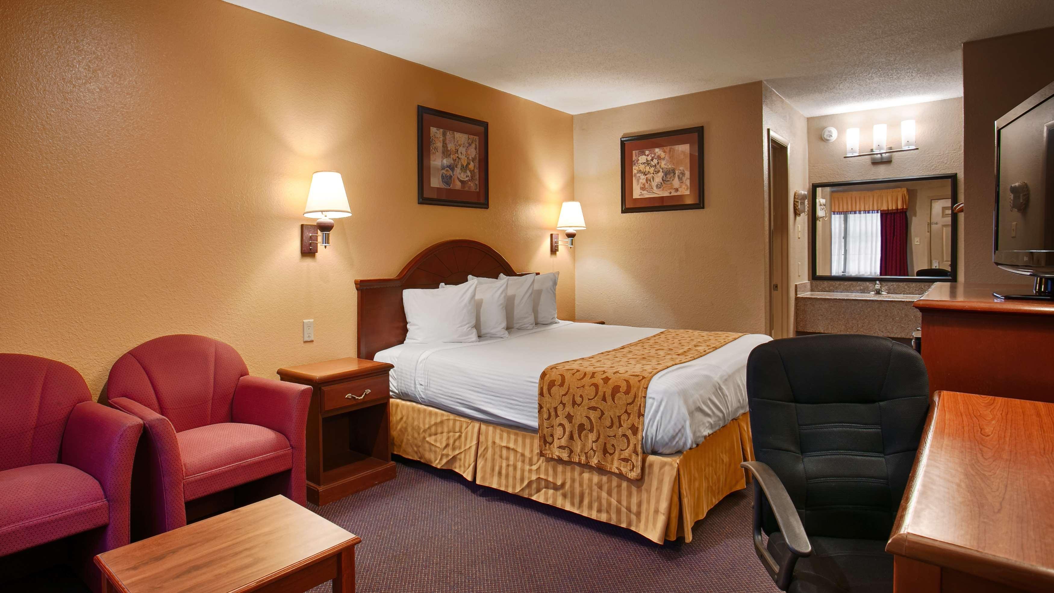 Best Western Delhi Inn Zewnętrze zdjęcie